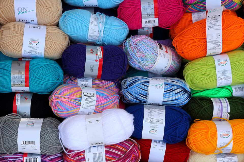Tipos de hilos para tejer y hacer crochet – Guía completa